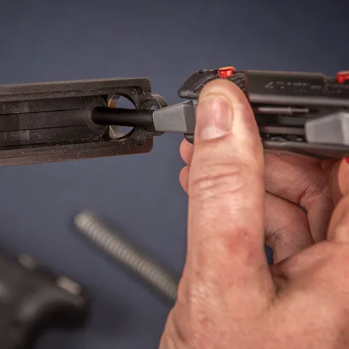 wol_pm_Real-Avid-4-in-1-Tool-For-Glock-Pistols-Black-AVGLOCK41-28081_10.webp