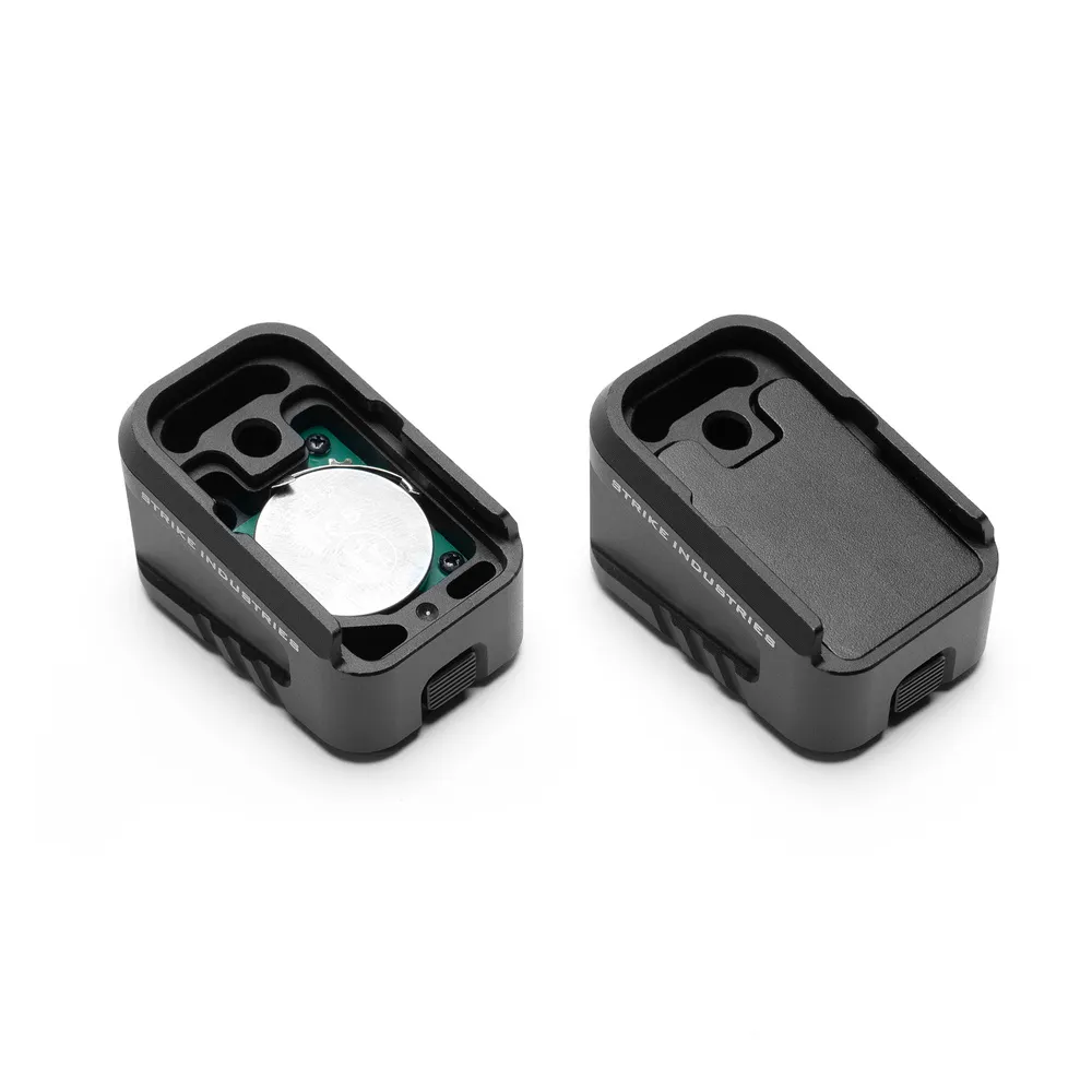 wol_pl_Strike-Industries-Magazine-Foot-EMP-LED-for-Glock-with-Flashlight-Black-SI-EMP-LED-BK-45721_2.webp
